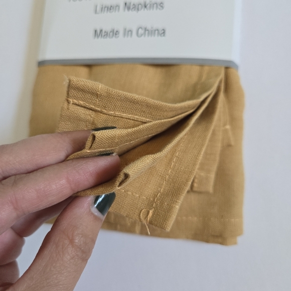 100% Linen stonewashed dinner napkins french in mustard yellow - Picture 2 of 4